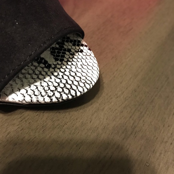 Shoedazzle high heels - Picture 3 of 7